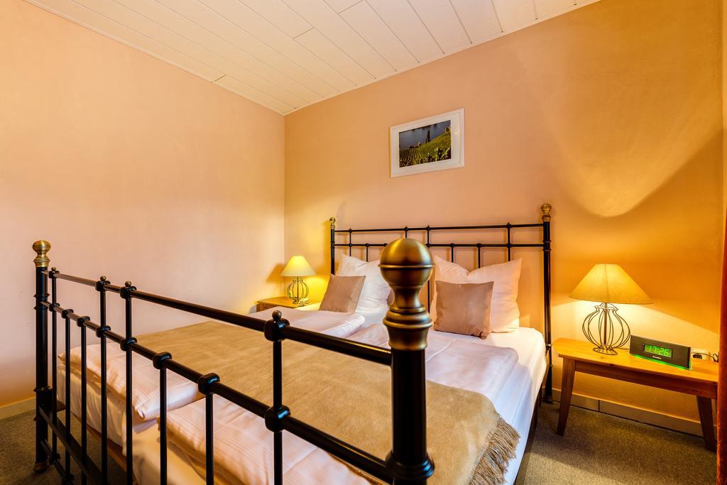Moselhotel Ludwigs Kowerich Bilik gambar