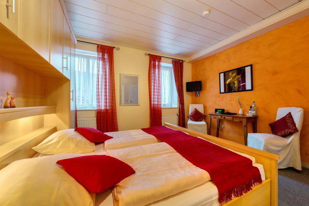 Moselhotel Ludwigs Kowerich Bilik gambar
